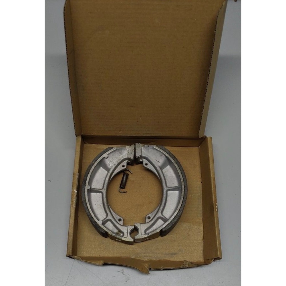 Rear Brake Shoes for Suzuki LTF250 Ozark LTZ250 Quadsport 2002-2014 MC0235 636 - Picture 2 of 3